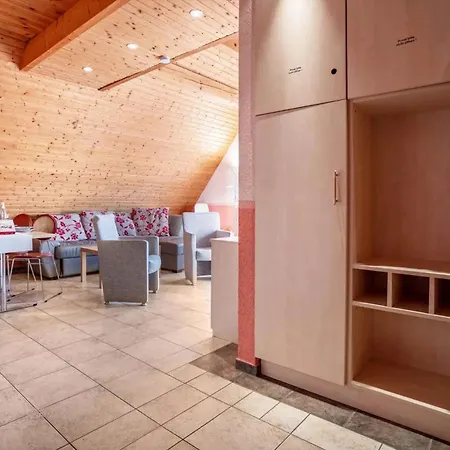 Adlerhorst Lägenhet Buschvitz